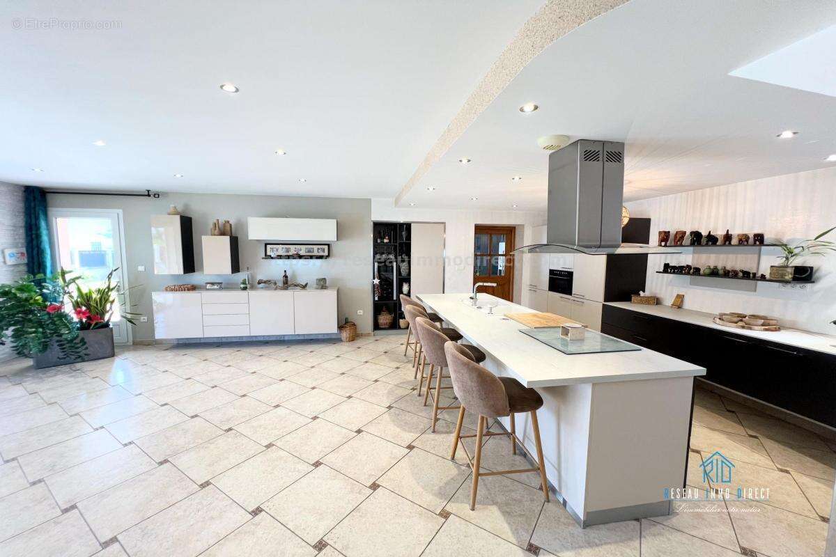 Maison à LE GRAND-LEMPS