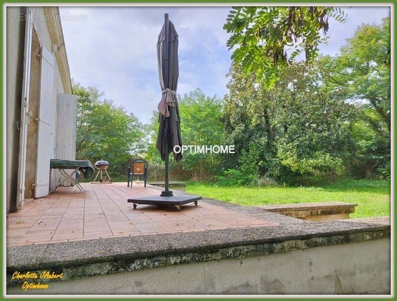 Maison à SAINT-AULAYE