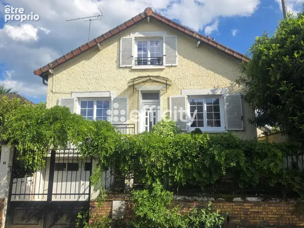 Maison à RAMBOUILLET