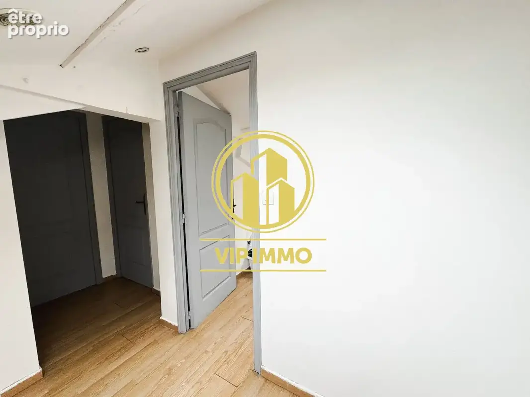Appartement 5 pièces 62 m² à vendre à Lille (59000) - photo 9