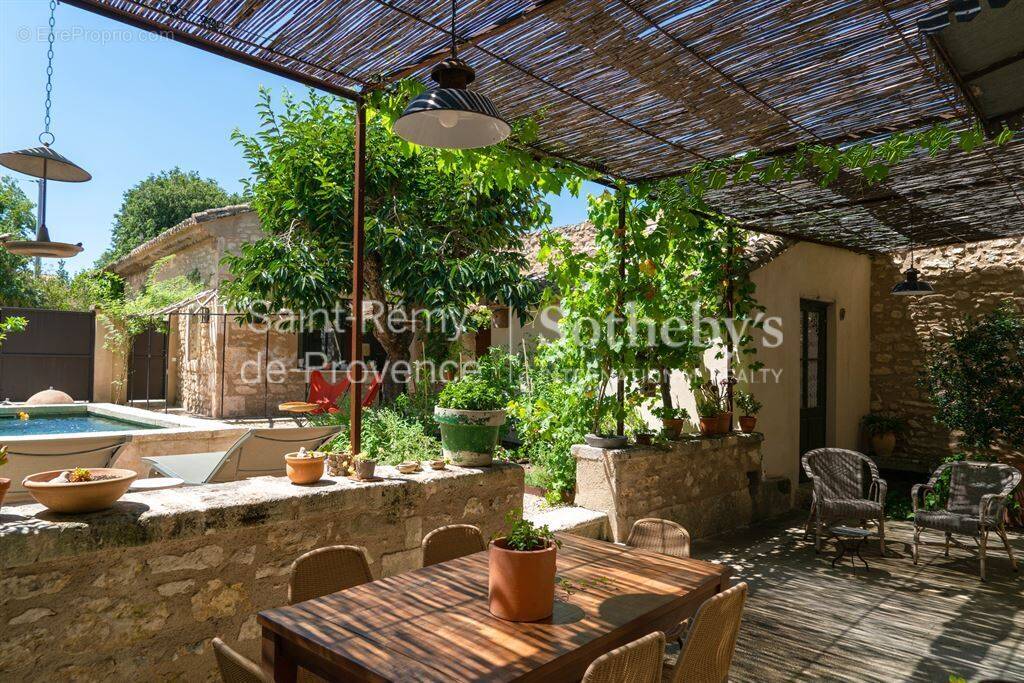 Maison à SAINT-REMY-DE-PROVENCE
