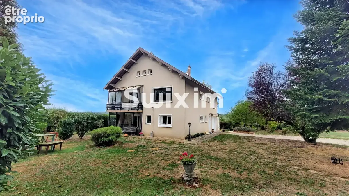 Grande maison familiale avec piscine à Sornay - photo 17