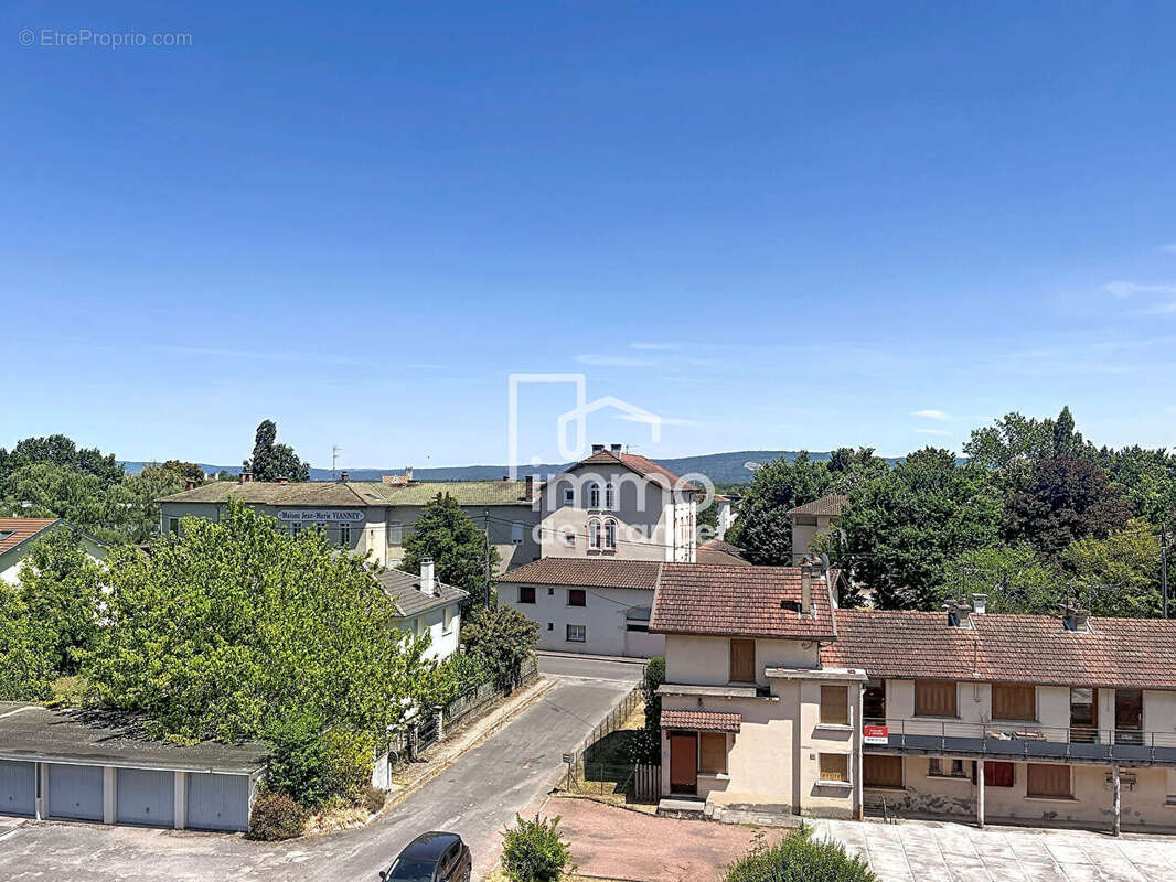 Appartement Bourg En Bresse 4 pièce(s) 69.75 m2 - photo 7