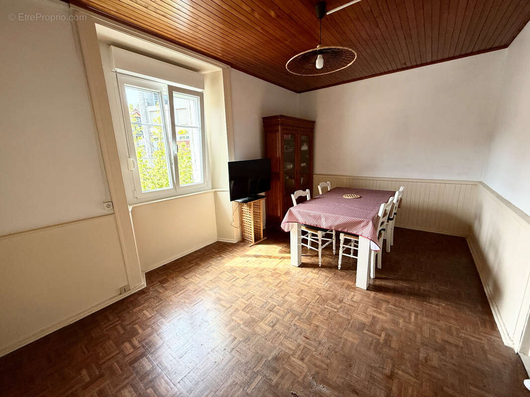 Appartement 61 m² à Villers-Le-Lac  - photo 7