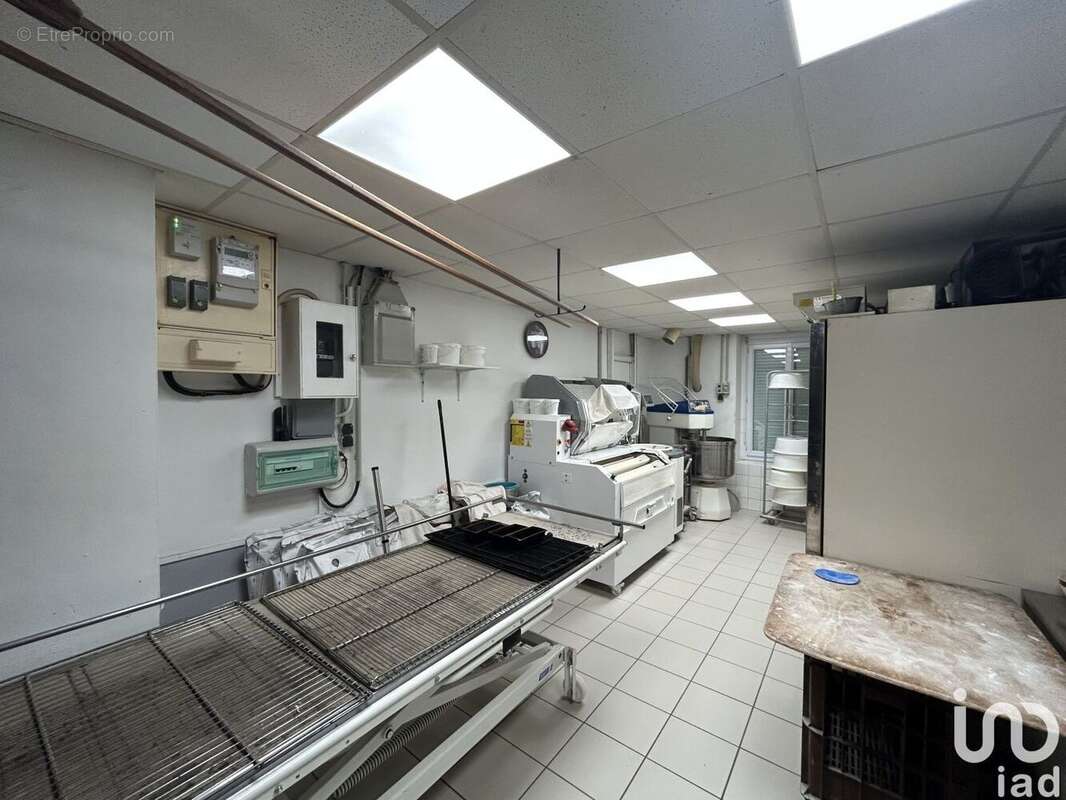 Photo 9 - Commerce à CERDON