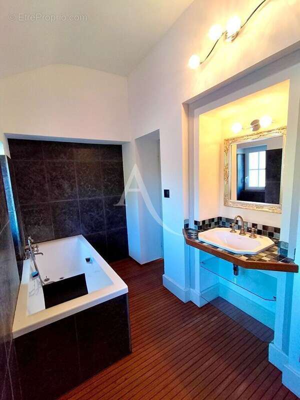 Maison à FRONTIGNAN