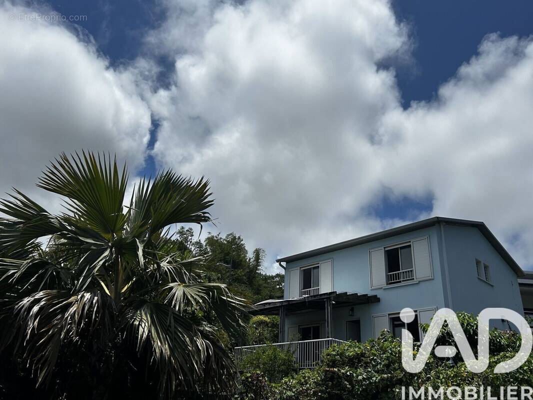 Photo 1 - Maison à SAINT-JOSEPH