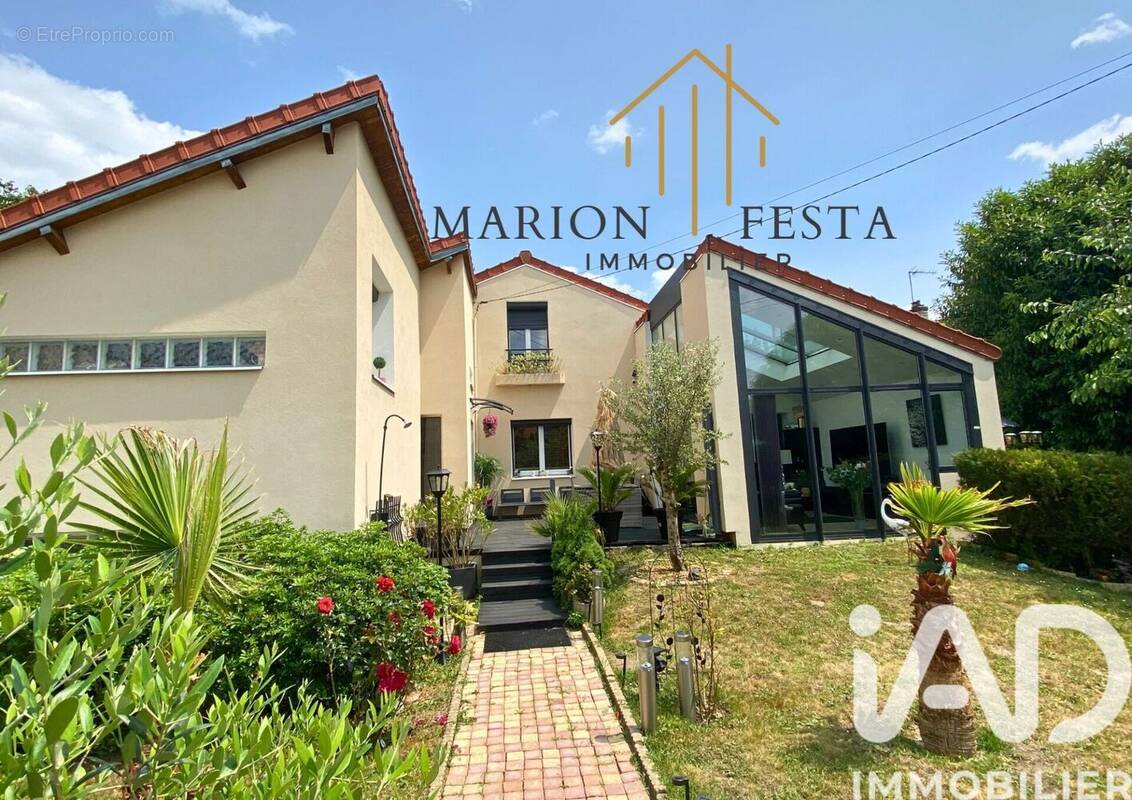 Photo 1 - Maison à NEUILLY-SUR-MARNE