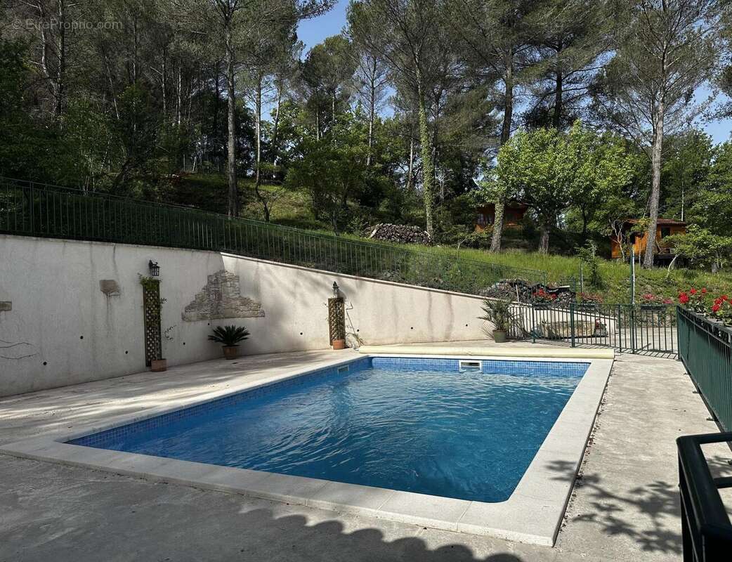 Photo 2 - Maison à SIMIANE-COLLONGUE