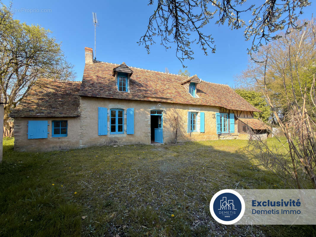 Maison à SAINT-MARS-SOUS-BALLON