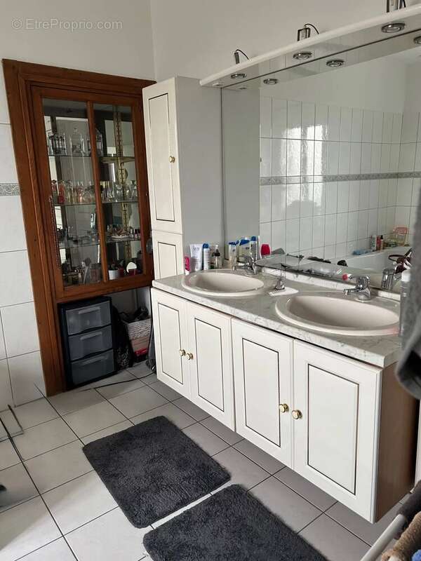 Maison à SAINT-JUNIEN