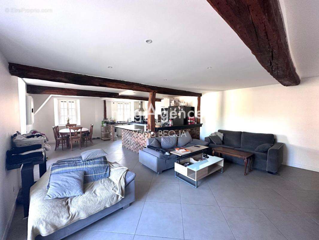 Maison à THORIGNY-SUR-OREUSE