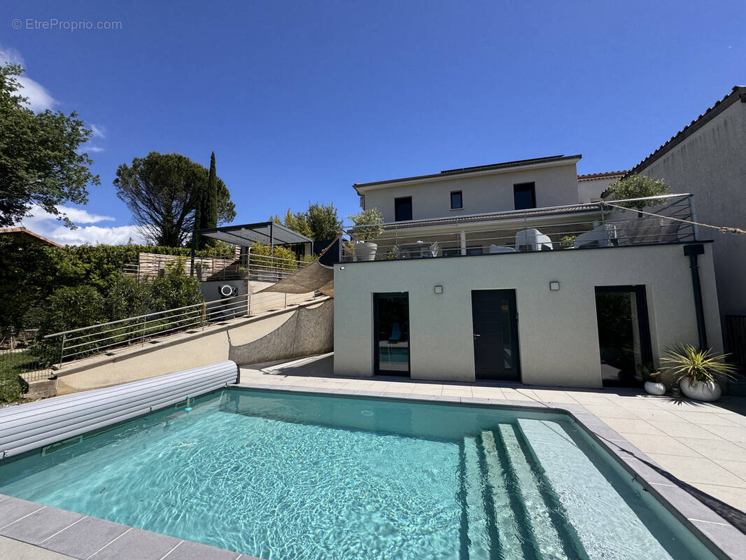 Maison à CHATEAUNEUF-SUR-ISERE