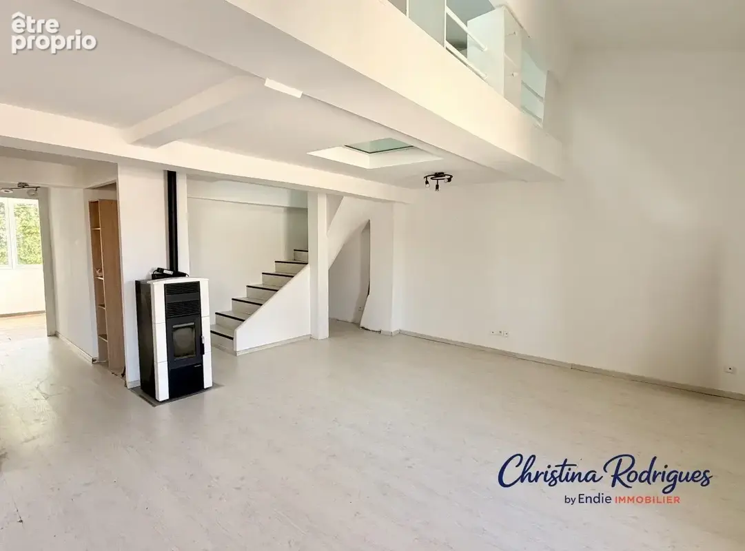 Lorgues appartement t4 en duplex - photo 3