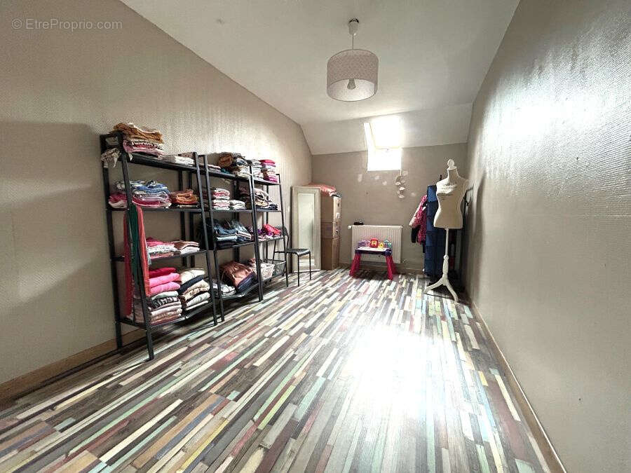 Maison à BRUILLE-SAINT-AMAND