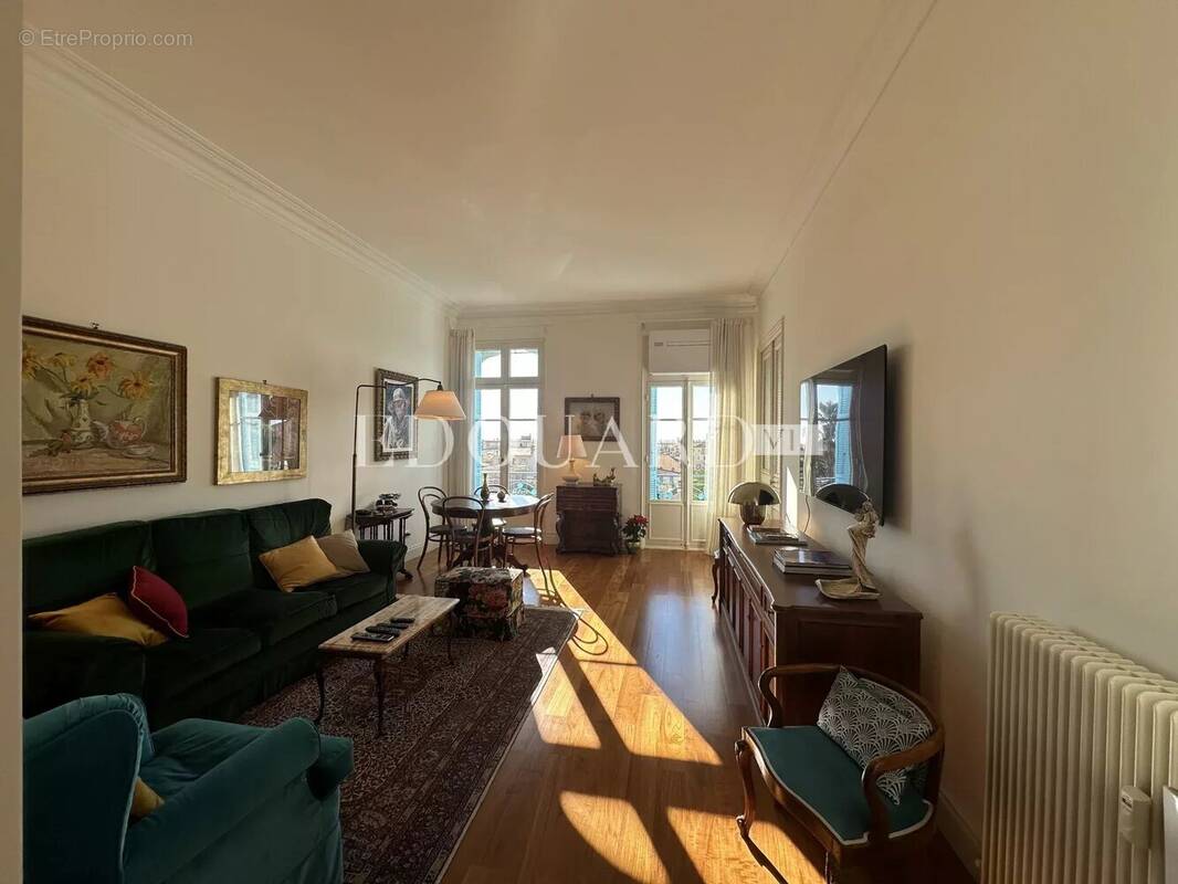 Appartement à MENTON