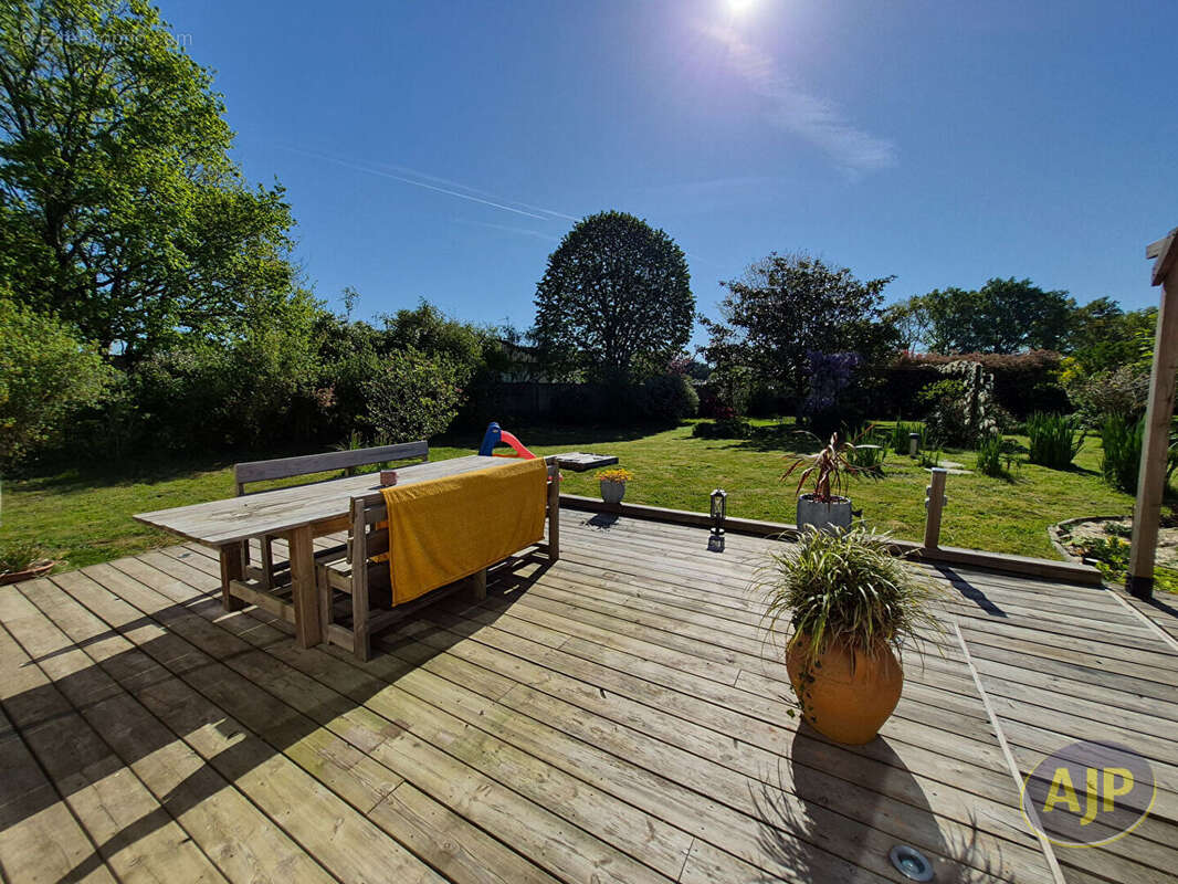 Maison à SAINT-COLOMBAN