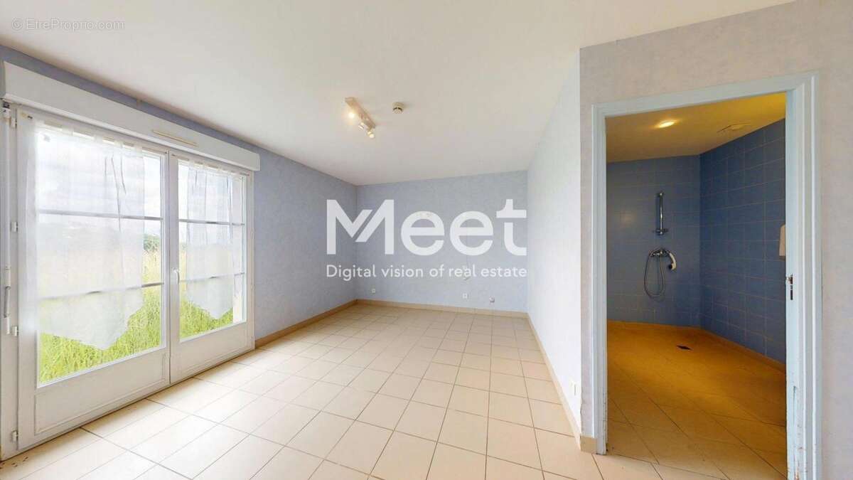 Commerce 790 m² à Diges  - photo 10