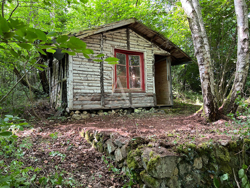 Maison à AYDAT