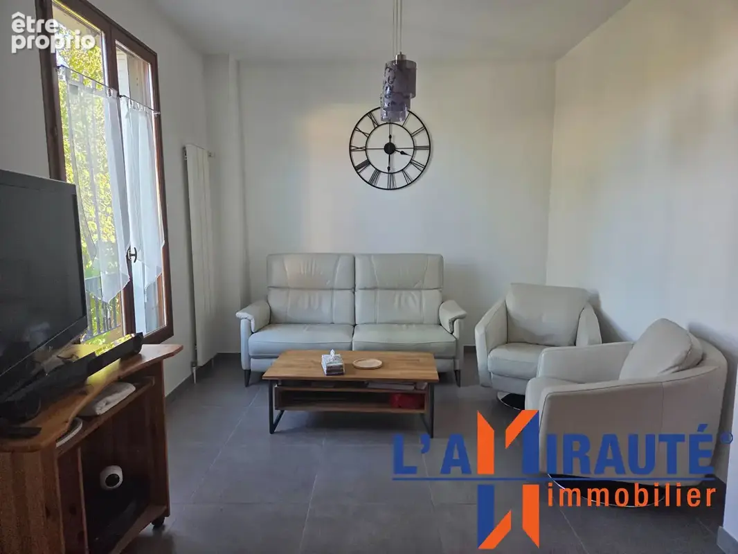 Maison 5 pièces, 3 chambres, quartier des 10 Arpents - photo 4