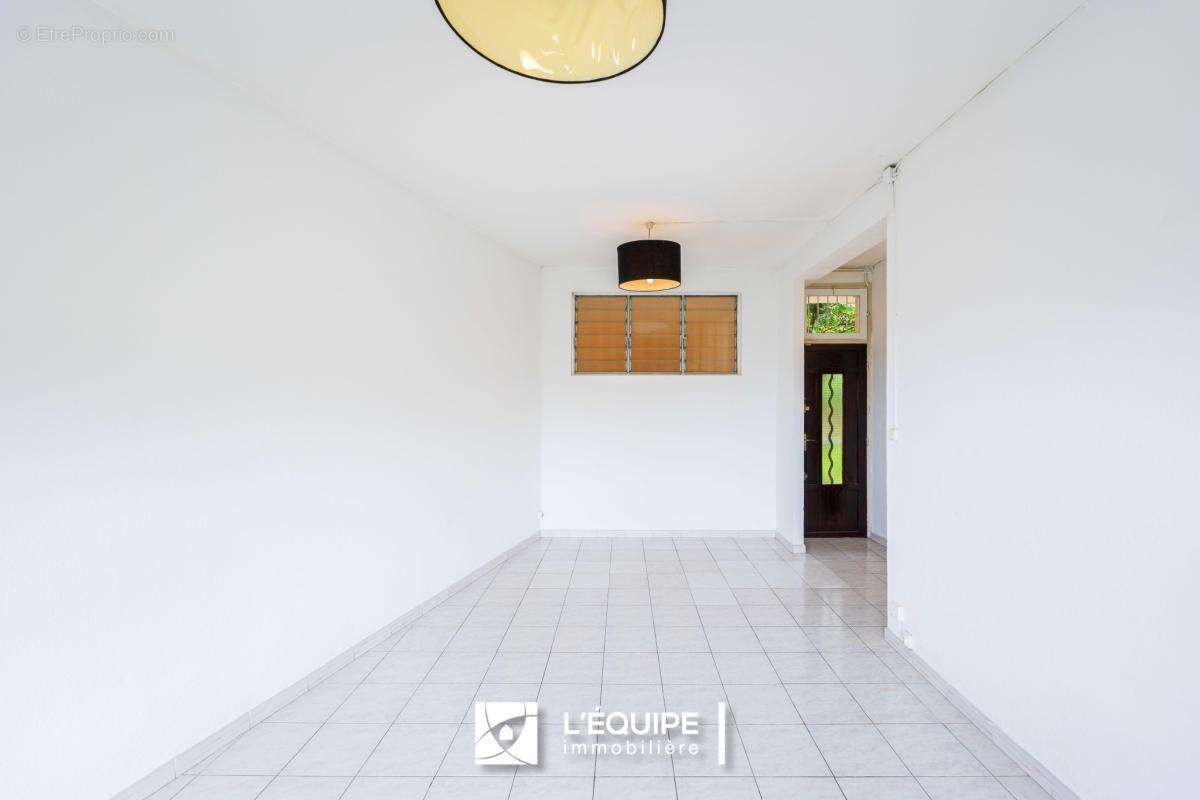 Appartement à SAINT-DENIS