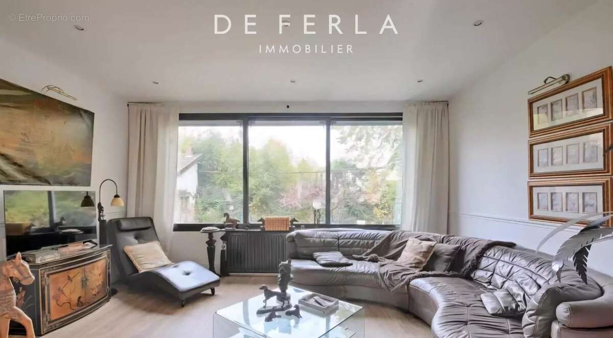 Maison à SAINT-MAUR-DES-FOSSES