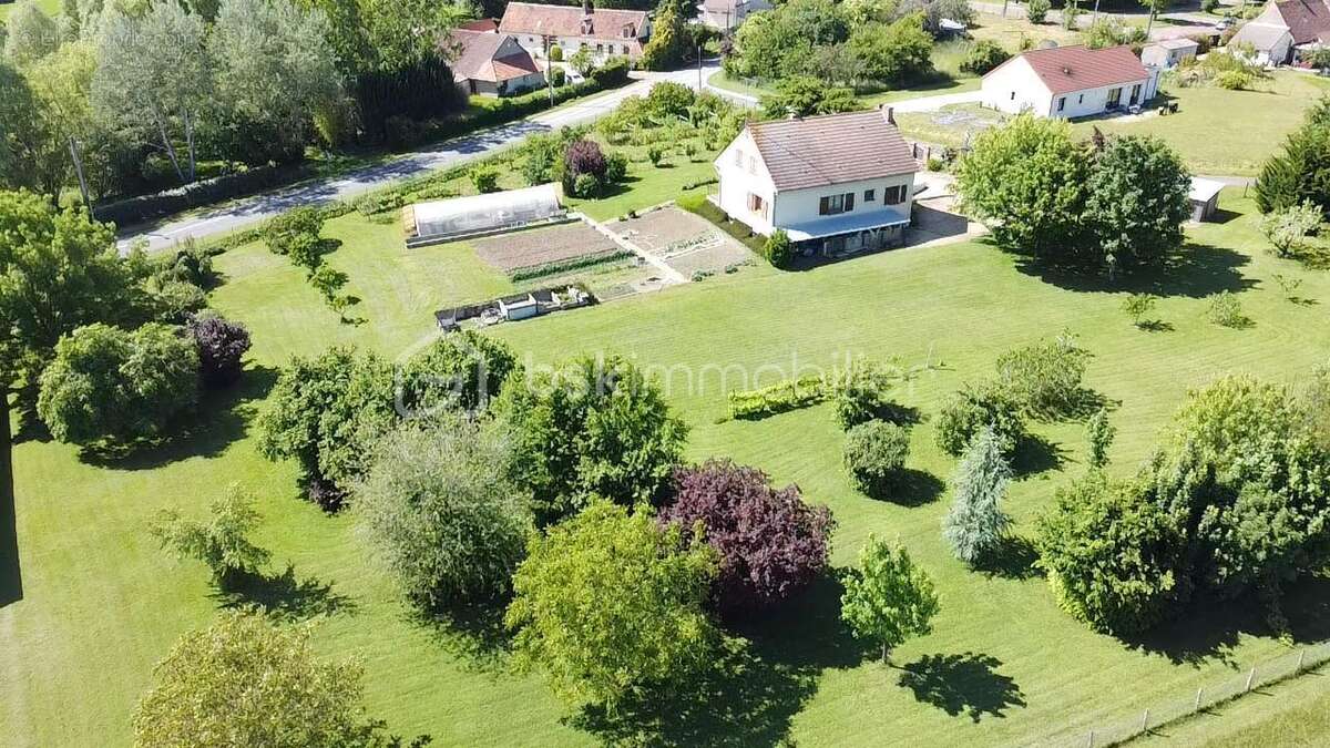 Maison à AUVILLIERS-EN-GATINAIS