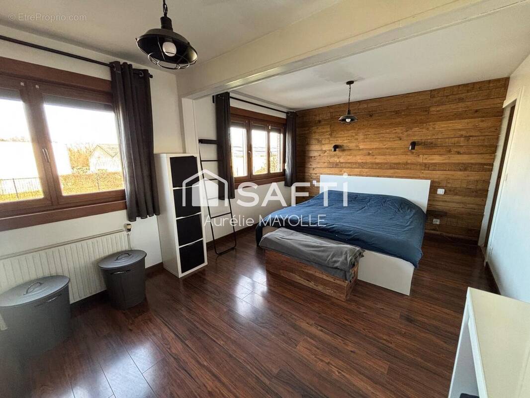 Photo 1 - Maison à AVION