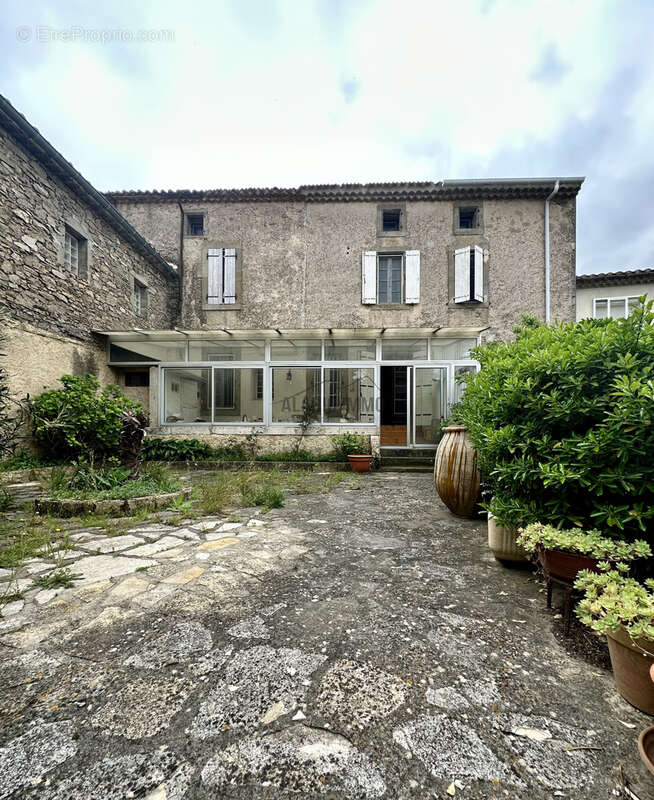 Maison à LEZIGNAN-CORBIERES