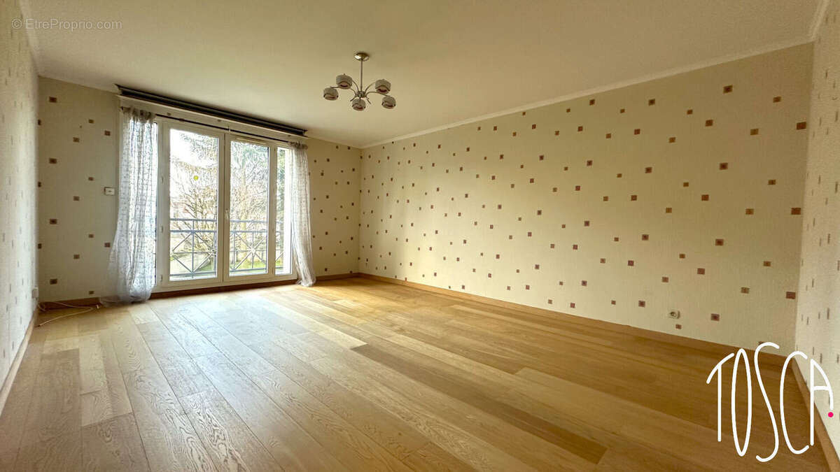 Appartement à THIAIS