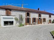 Photo 1 - Maison à LONGUEVILLE