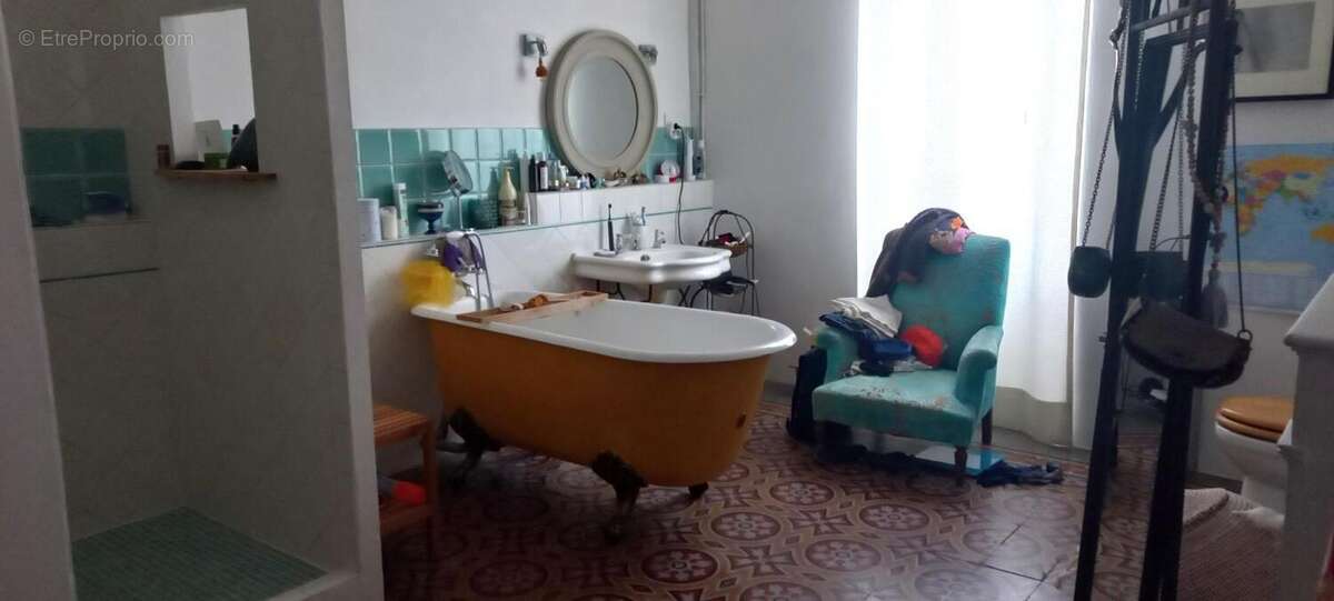 Maison à SAINT-BAUZILLE-DE-LA-SYLVE