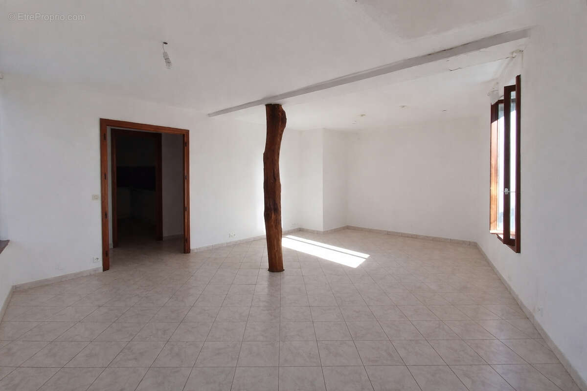 Maison à PONT-EVEQUE