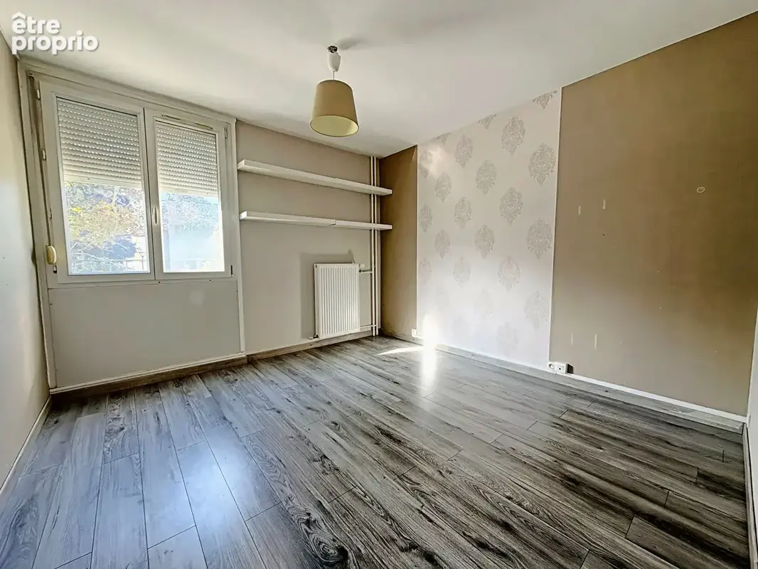 Appartement 5 pièces à vendre à Reims - Secteur Europe, vue sur parc - photo 10