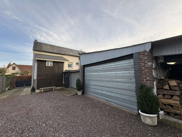 Maison à FRIAUCOURT