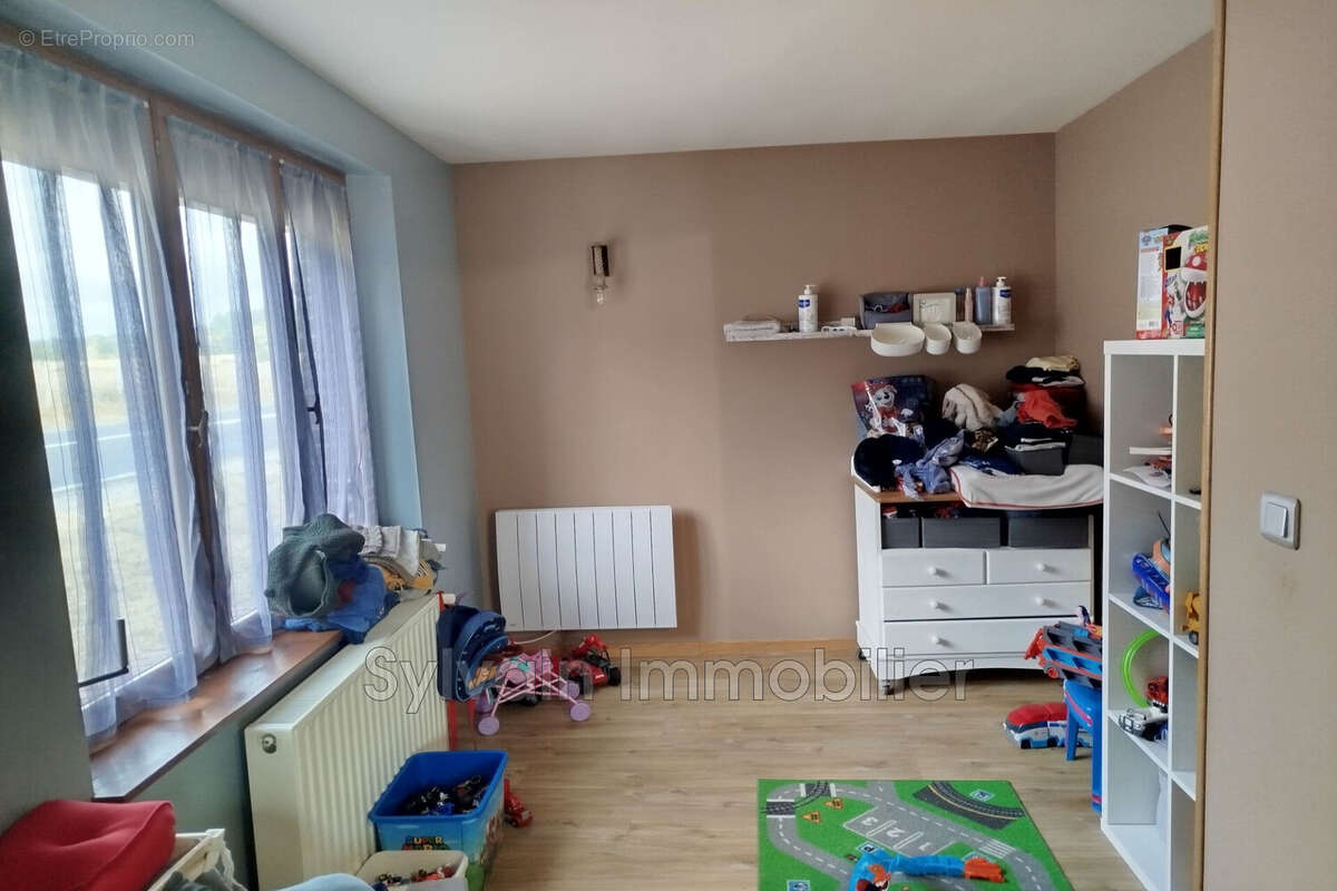 Maison 127 m² à Forges-Les-Eaux  - photo 5