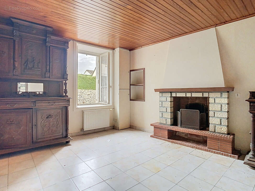 Maison à LA HAYE-DU-PUITS