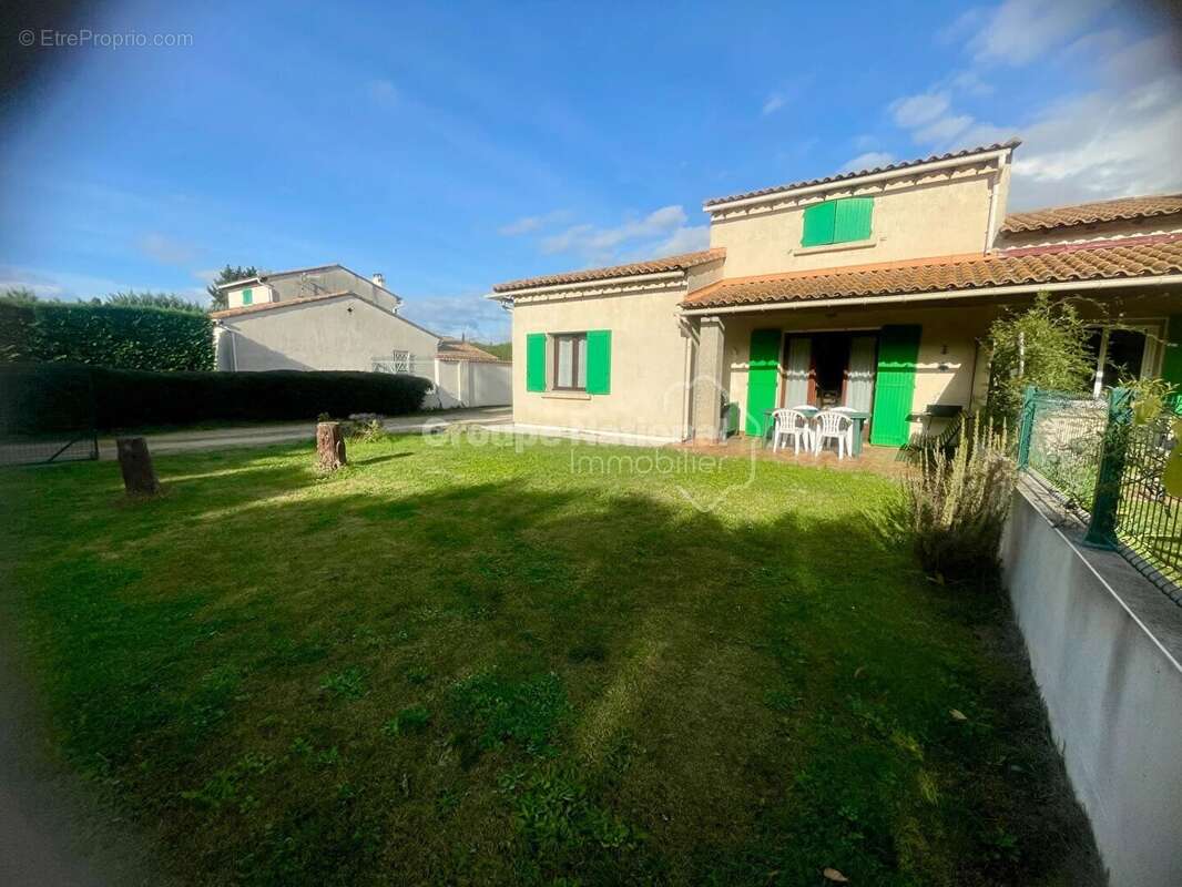 Maison à NOVES