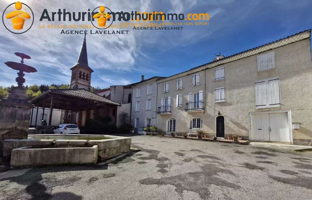 Maison de caractère avec dépendances, piscine et espaces extérieurs - photo 2