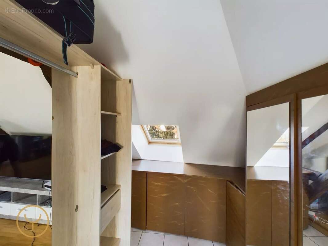 Appartement à PONT-SAINTE-MARIE