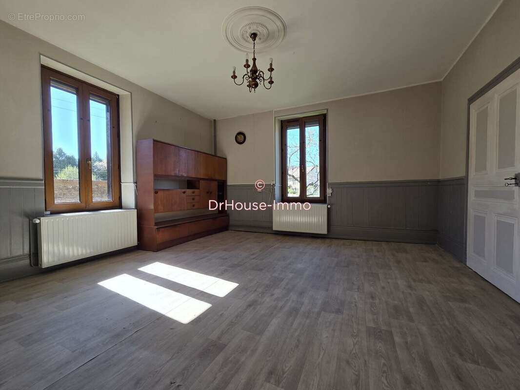 Maison à SENARGENT-MIGNAFANS