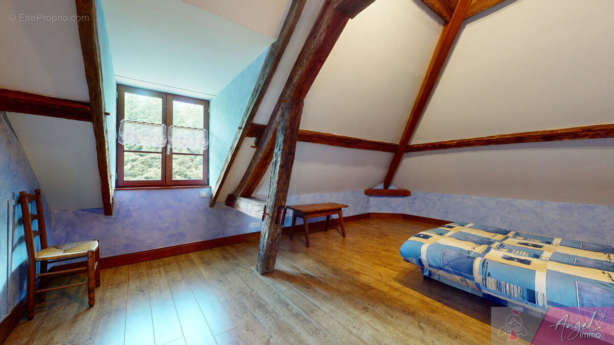 Maison à SAINT-GERMAIN-DU-BOIS