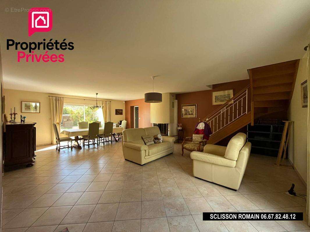 Maison à COZES