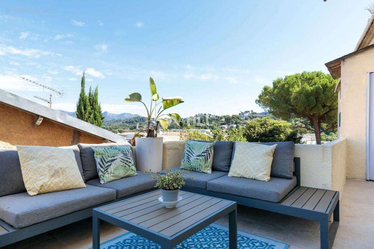 Maison à CAGNES-SUR-MER