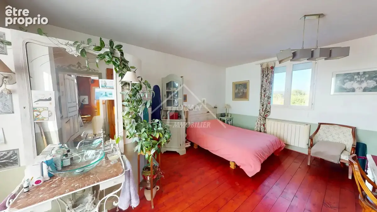 Maison avec un studio indépendant - photo 10
