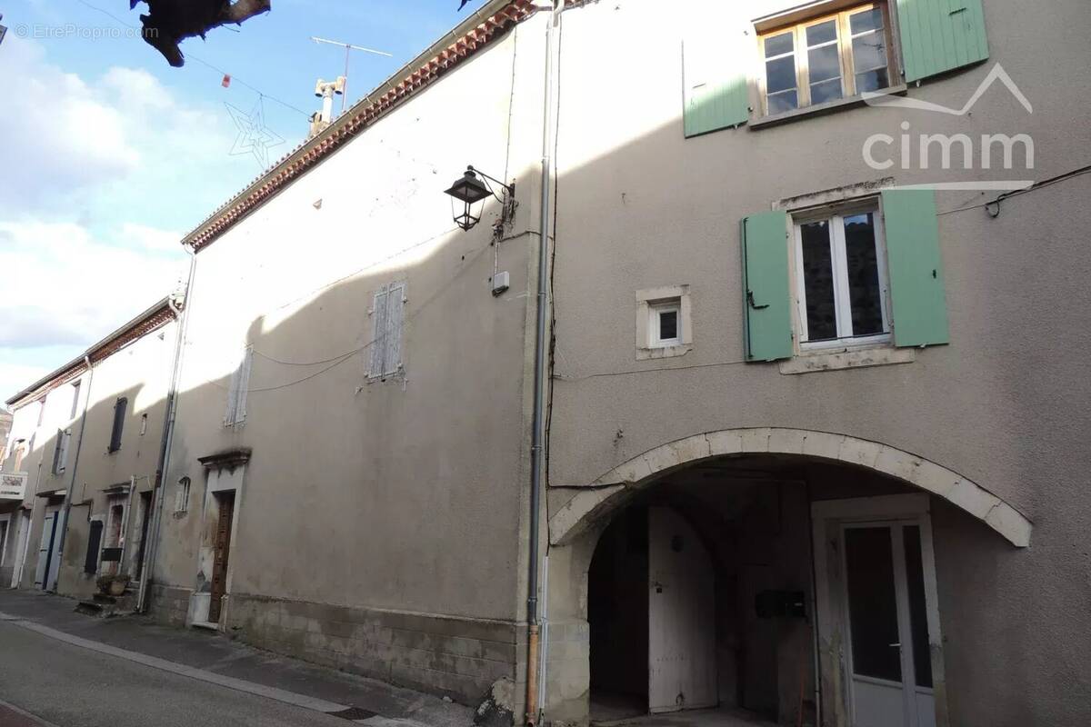 Maison à SAINT-JEAN-LE-CENTENIER
