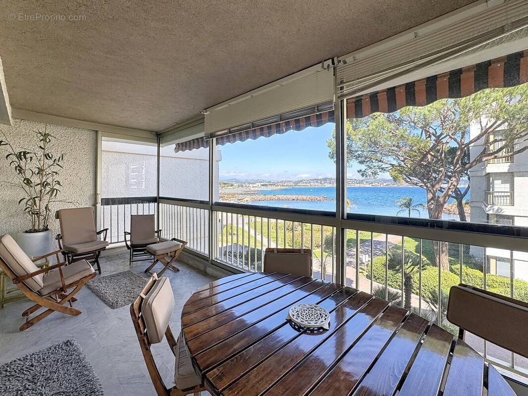 Appartement à MANDELIEU-LA-NAPOULE