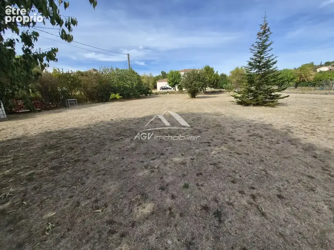 Maison avec garage , dépendance sur 2761 m² de terrain constructible - photo 17
