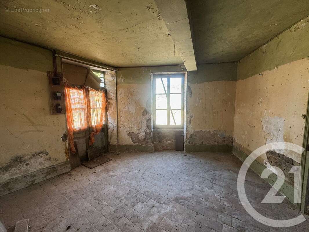 Maison 26 m² à Aunay-En-Bazois  - photo 5