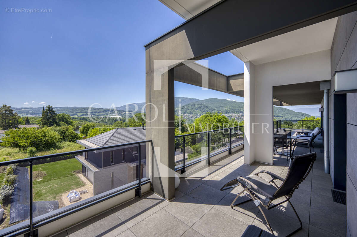 Appartement à VETRAZ-MONTHOUX
